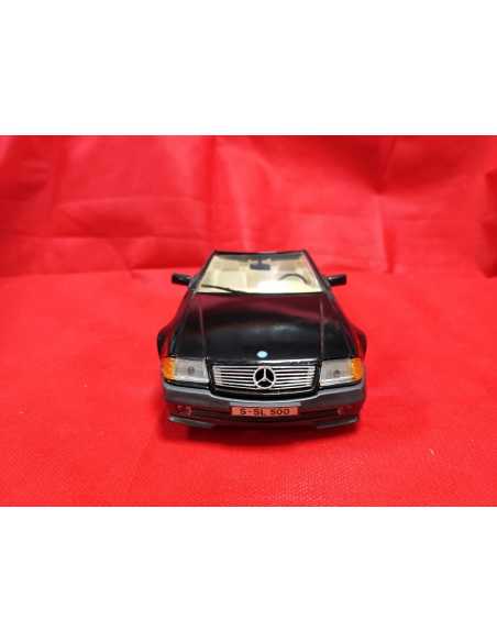 MERCEDES 500 SL 1994 REVELL TROPHEE 1/18° | Mercedes 500 SL de 1994 |