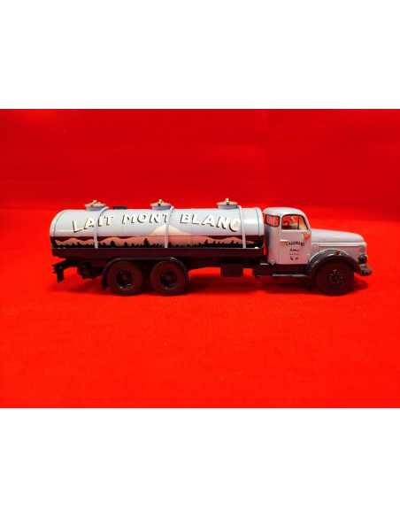 CAMION VOLVO LAIT MONT BLANC IXO N°88 1/43° | Camion Volvo Lait Mont Blanc de 1967 |