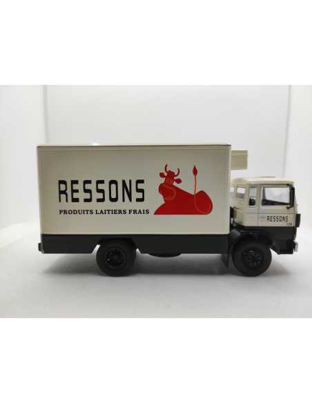 CAMION BERLIET 130 B11 RESSONS PRODUIT LAITIERS IXO N°46 1/43° | Camion Berliet 130 B11 RESSONS de 1978 |