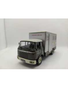 CAMION BERLIET GBK TRANSPORT DE CHEVAUX IXO 1/43° | Camion Berliet GBK Transport de chevaux | 2