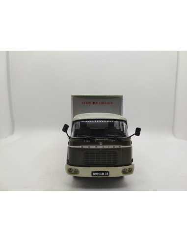 CAMION BERLIET GBK TRANSPORT DE CHEVAUX IXO 1/43° | Camion Berliet GBK Transport de chevaux |