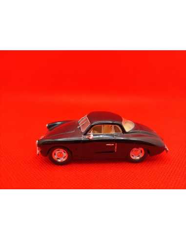 RENAULT 4CV COACH VERNET PAIRARD TYPE R 1062 ELIGOR N°121 1/43° | Renault 4CV Coah Vernet Pairard type R 1062 de 1954 |