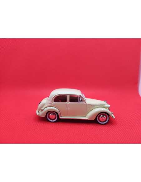 SIMCA 8 1200 IXO N°7137 1/43° | Simca 5 Fourgonette Concours du Bidon de 5 L de 1936 |