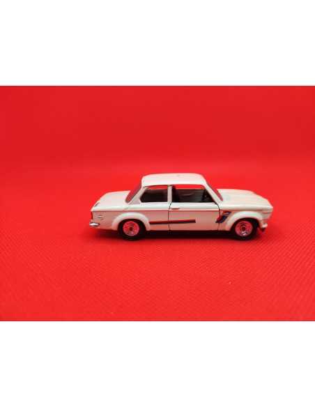 BMW 2002 TURBO SOLIDO N° 28 1/43° | BMW 2002 Turbo de 1975 |