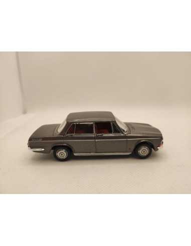 SIMCA 1501 NOREV N° 571702 1/43° | Simca 1501 de 1967 |