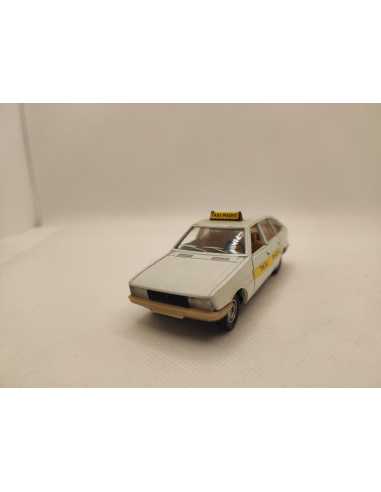 SIMCA 1308 GT TAXI SOLIDO N° 39 1/43° | Simca 1308 GT Taxi de 1976 |