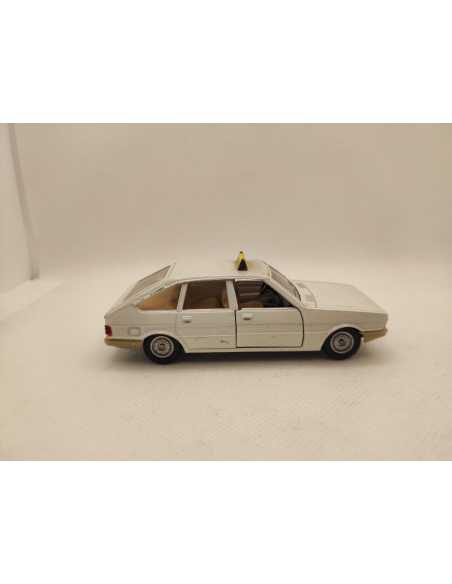 SIMCA 1308 GT TAXI SOLIDO N° 39 1/43° | Simca 1308 GT Taxi de 1976 |