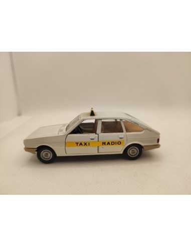 SIMCA 1308 GT TAXI SOLIDO N° 39 1/43° | Simca 1308 GT Taxi de 1976 |