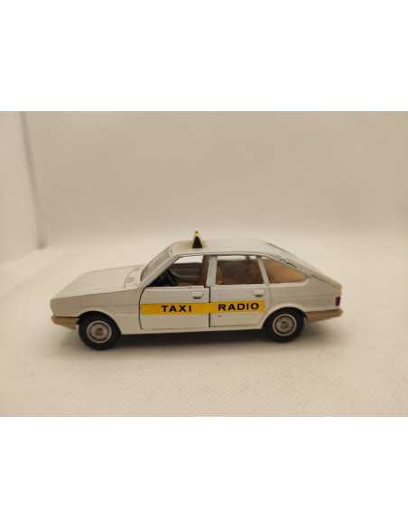 SIMCA 1308 GT TAXI SOLIDO N° 39 1/43° | Simca 1308 GT Taxi de 1976 |