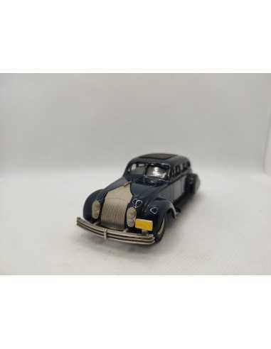 CHRYSLER AIRFLOW BROOKLIN N° 7 1/43° | Chrysler Airflow de 1934 |