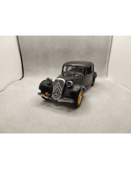 CITROEN TRACTION 11BL - CHAMPION HI-FI - 1/18eme | Citroen Traction 11BL Champion Hi-Fi - 1/18eme |