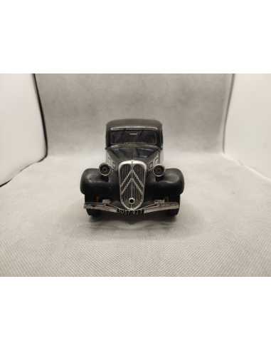 CITROEN TRACTION 11BL - CHAMPION HI-FI - 1/18eme | Citroen Traction 11BL Champion Hi-Fi - 1/18eme |