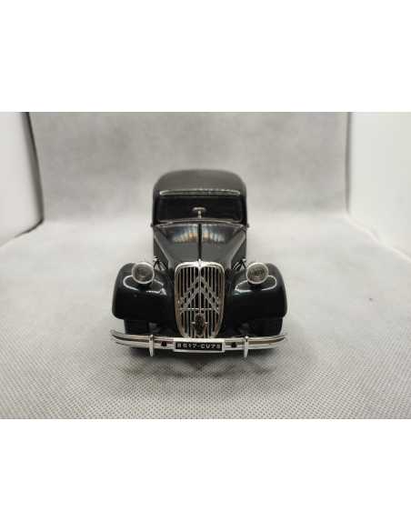 CITROEN TRACTION T.A 15CV - BURAGO - 1/24eme | Citroen Traction T.A 15CV - 1/18eme |