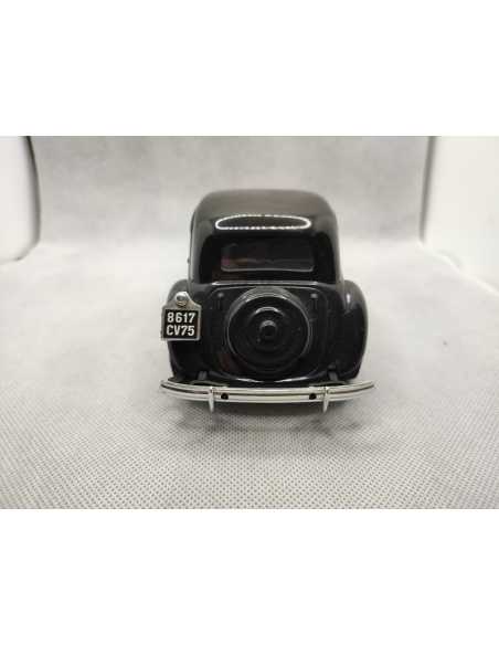 CITROEN TRACTION T.A 15CV - BURAGO - 1/24eme | Citroen Traction T.A 15CV - 1/18eme |