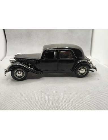 CITROEN TRACTION T.A 15CV - BURAGO - 1/24eme | Citroen Traction T.A 15CV - 1/18eme |
