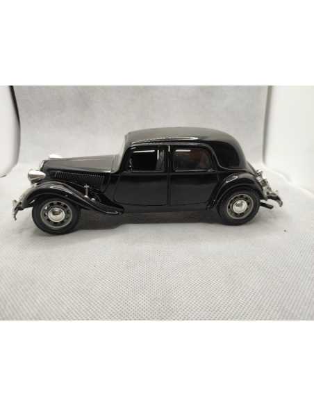 CITROEN TRACTION T.A 15CV - BURAGO - 1/24eme | Citroen Traction T.A 15CV - 1/18eme |