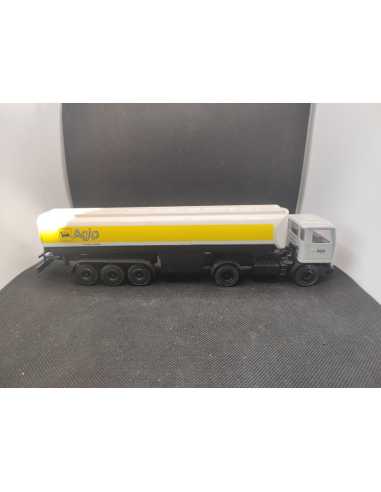 BEDFORD CAMION-CITERNE "AGIP" - CONRAD - N° 32 1/50 | Bedford Camion Citerne AGIP n°32 |