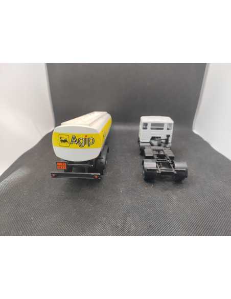 BEDFORD CAMION-CITERNE "AGIP" - CONRAD - N° 32 1/50 | Bedford Camion Citerne AGIP n°32 |