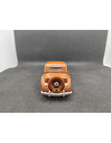 LINCOLN CONTINENTAL BERLINE DE 1941 - RIO - N° 43 - 1/43 | Lincoln Continental Berline de 1941 |
