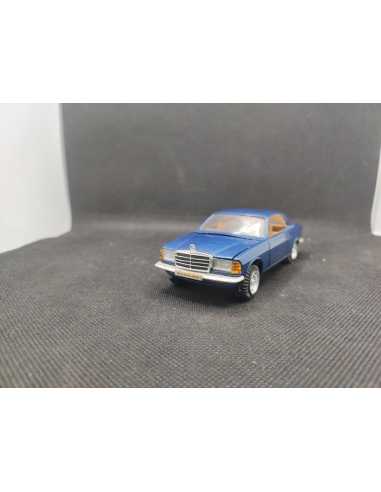MERCEDES BENZ 230 C - CONRAD - N° 3060 - 1/35 | Mercedes Benz 230 C - 280 C - 280 CE |