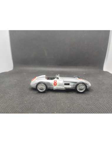 MERCEDES BENZ W 196 N° 8 - BRUMM - N° R 72 - 1/43 | Mercedes Benz W 196 N°8 |