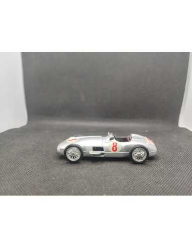 MERCEDES BENZ W 196 N° 8 - BRUMM - N° R 72 - 1/43 | Mercedes Benz W 196 N°8 |