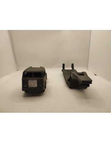 BERLIET TOUS TERRAINS REMORQUE PORTE CHAR - DINKY TOYS FRANCE - N° 890 - 1/43 | Berliet Tous Terrains Remorque Porte Char |