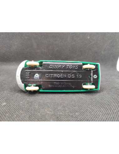 CITROEN DS 19 VERTE - DINKY TOYS - N° 24C - 1/43 | Citroën DS 19 Verte - Dinky toys -24C |