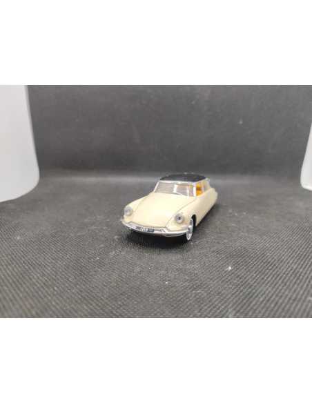 CITROEN DS 19 DE 1956 - UNIVERSAL HOBBY - 1/43 | Citroën DS 19 - HOBBY |