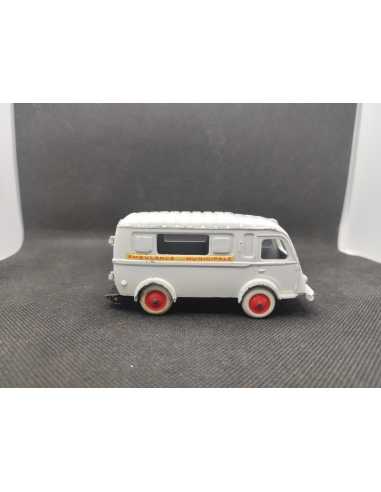 RENAULT 1000 KG "AMBULANCE" - CIJ - 1/43 | Renault 1000 KG Ambulance Municipale |