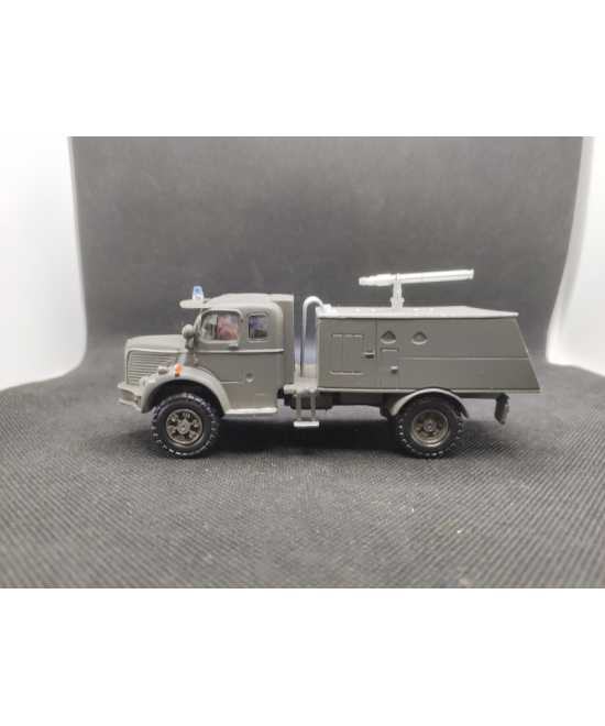 BERLIET GLC 8 MILITAIRE LANCE-MOUSSE - PARADE - N° 11 - 1/50 | Berliet GLC 8 Militaire Lance Mousse |