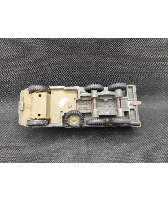 BERLIET GAZELLE MILITAIRE - DINKY TOYS FR - N° 824 - 1/43 | Berliet Gazelle Militaire - 824 |