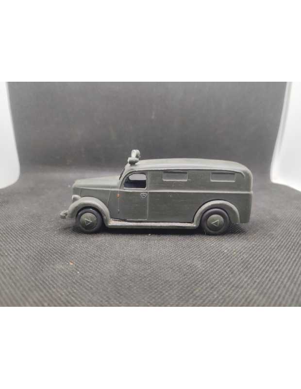 TRIANGEL FOURGON DE POLICE - TECHNO - N° 427 1/43° | Triangel Fourgon de police - 427 |