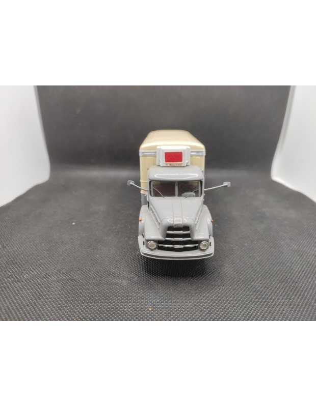 B37 UNIC IZOARD FRIGORIFIQUE - MINITRUCKS - N° 108 - 1/50 | B37 Unic Izoard Frigorifique |
