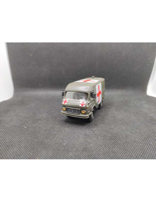 SAVIEM TP3 MILITAIRE SANITAIRE - PARADE - N° 6- 1/50 | Saviem TP3 Militaire Sanitaire - 6 |