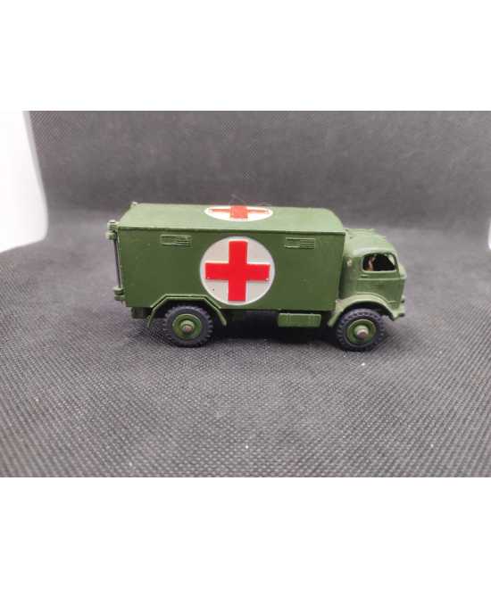 MILITARY AMBULANCE - DINKY TOYS - N° 626 - 1/43 | Military Ambulance - 626 |