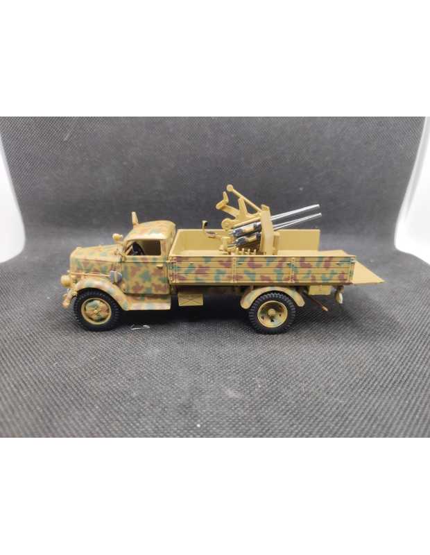 CAMION KFZ 305 OPEL BLITZ FLAKVIERLING - IXO - N°41 - 1/43 | Kfz 305 Opel Blitz Flakvierling - 41 |