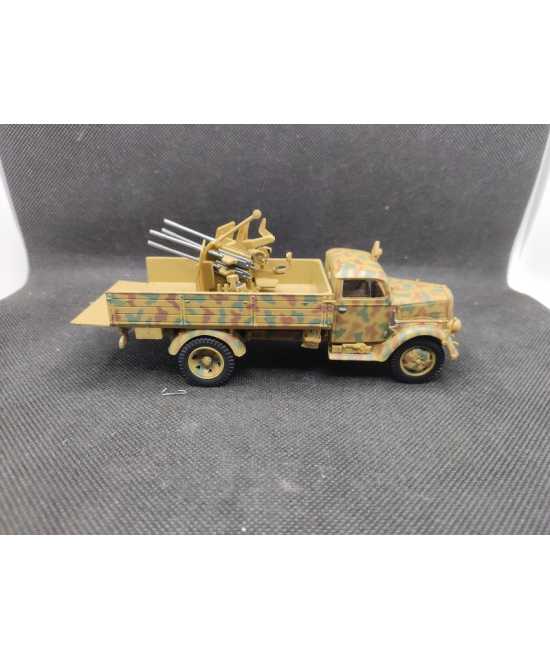 CAMION KFZ 305 OPEL BLITZ FLAKVIERLING - IXO - N°41 - 1/43 | Kfz 305 Opel Blitz Flakvierling - 41 |