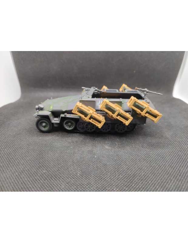 SEMI-CHENILLE SD.KFZ. 4/251 STUKA ZU FUSS - IXO - N°24 - 1/43 | Semi-chenillé Sd.kfz. 251 Stuka zu fuss |