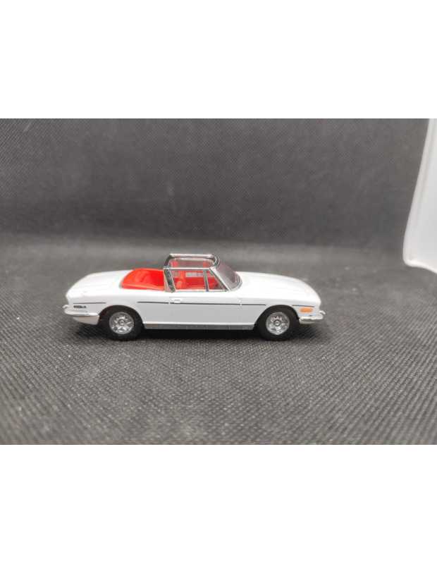 TRIUMPH STAG BLANCHE DE 1969 - DINKY MATCHBOX - N° DY28 - 1/43 | Triumph Stag Blanche de 1969   - DY28 |