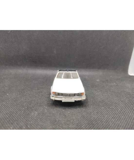 TRIUMPH STAG BLANCHE - WESTERN MODELS - N° 101 - 1/43 | Triumph Stag Blanche  - 101 |