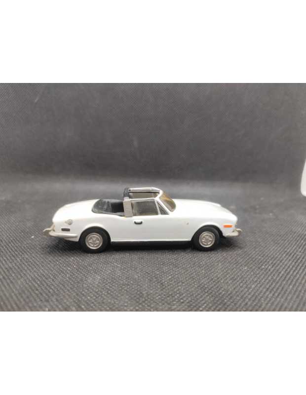 TRIUMPH STAG BLANCHE - WESTERN MODELS - N° 101 - 1/43 | Triumph Stag Blanche  - 101 |