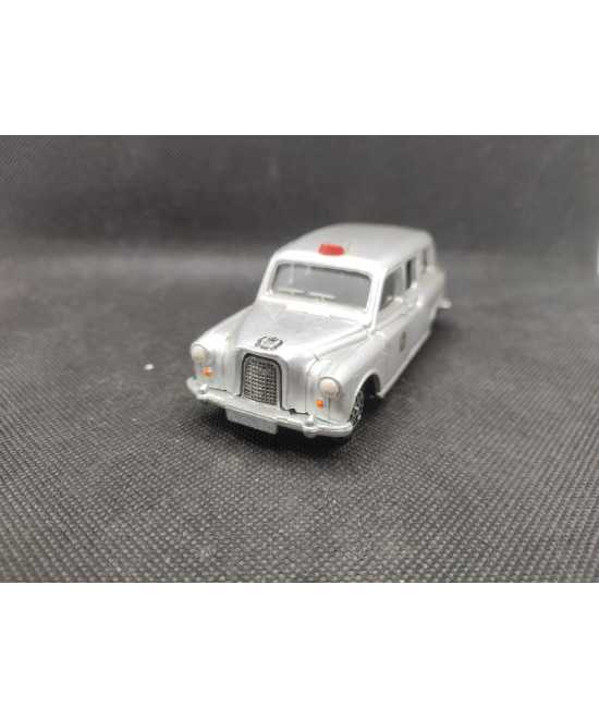 AUSTIN TAXI SILVER JUBILEE - DINKY TOYS - N° 241- 1/43 | Austin Taxi Silver Jubilée - 241 |