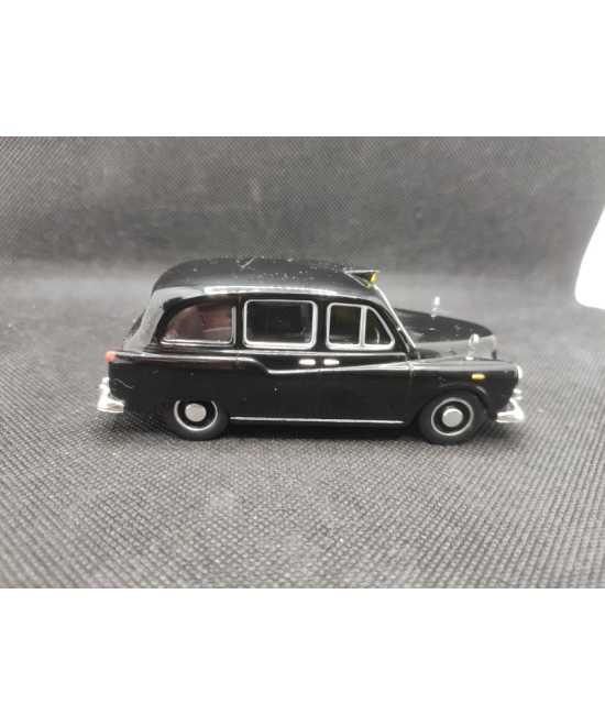 AUSTIN FX4 TAXI LONDON - IXO - 1/43 | Austin FX4 Taxi London de 1965 |