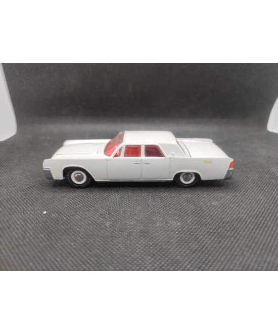 FORD LINCOLN BLANCHE - TEKNO - N° 829 - 1/43 | Ford Lincoln Blanche - 829 |