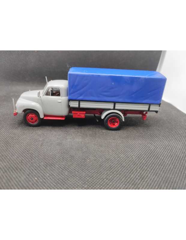 OPEL BLITZ 2 BACHE - IXO - N° 81 - 1/43 | Opel Blitz 2 Baché de 1952 - 81 |