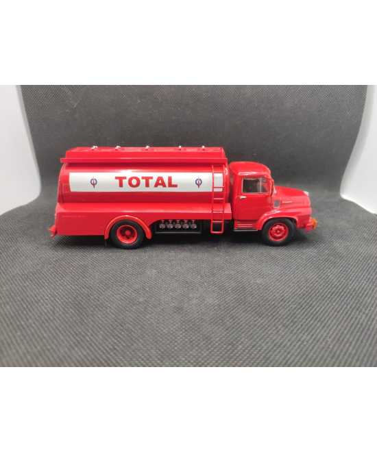 CAMION UNIC MZ 57 CITERNE TOTAL - IXO - N° 84 - 1/43 | Unic MZ 57 Citerne Total de 1965 -  84 |