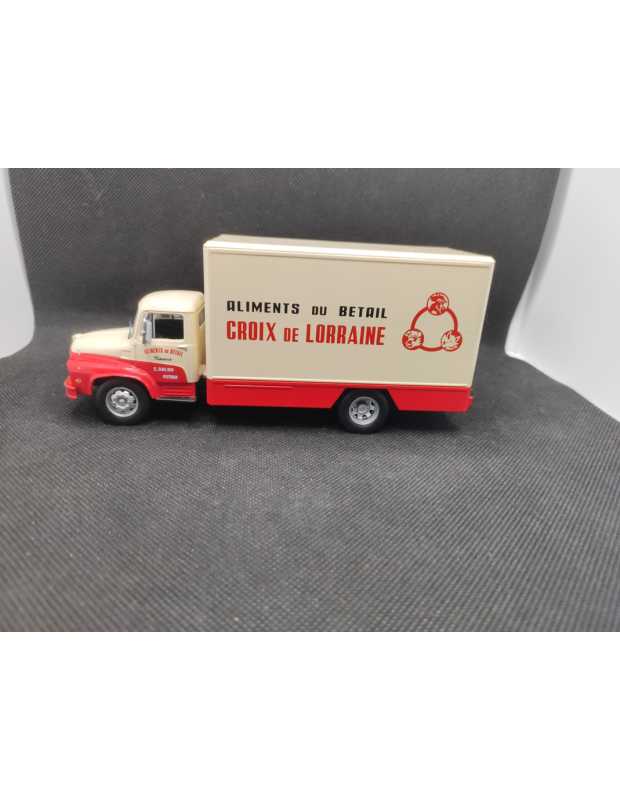 CAMION UNIC MZ 36 SAVERNE CROIX DE LORRAINE - IXO - 1/43 | Unic MZ 36 Saverne Croix de Lorraine |