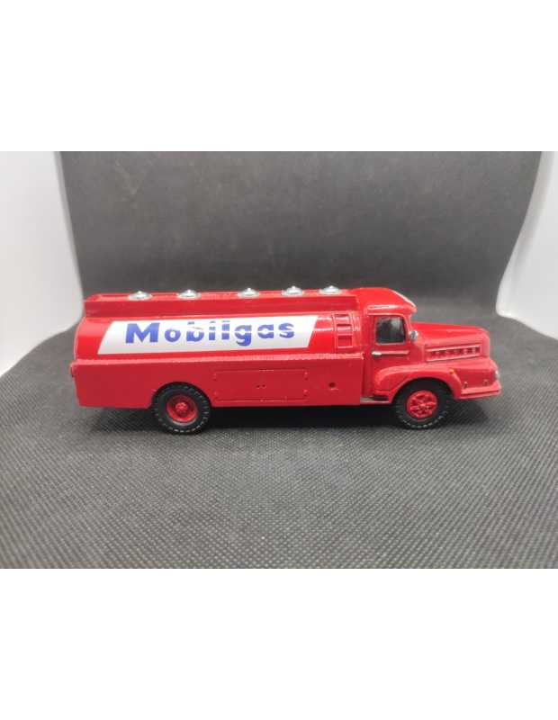 CAMION UNIC ZU 121 "MOBILGAS" - GASOIL - N° 7 - 1/43 | Unic  ZU 121 "Mobilgas" - 7 |