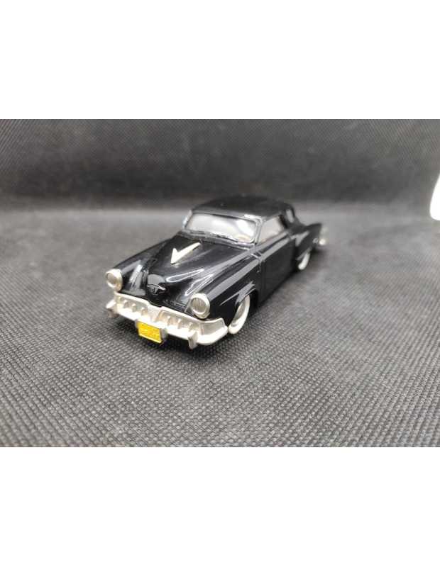 STUDEBAKER CHAMPION COUPE STARLIGHT - BROOKLIN - N° 17 - 1/43 | Studebaker Champion coupé Starlight de 1952 - 17 |